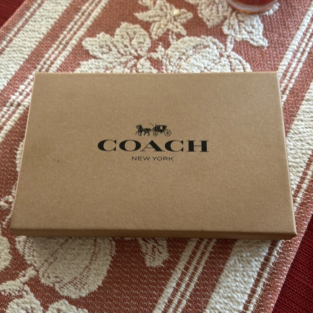 Coach, box, ( 9 x 6 x 1 1/2 ) New